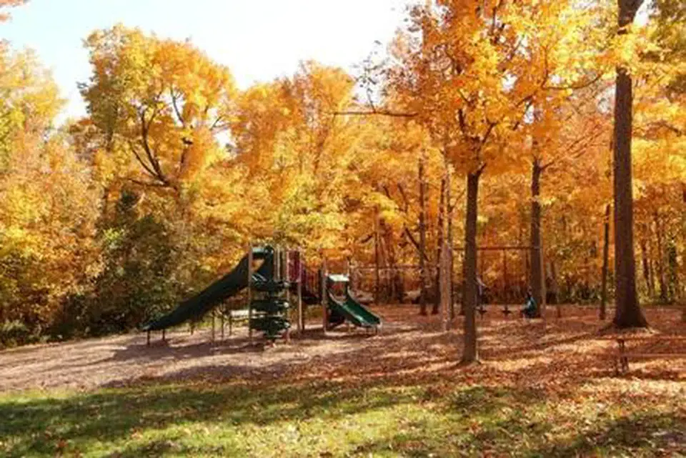 HIGHLAND RIDGE - Playground