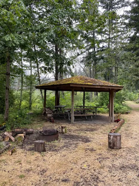 White Fawn Shelter