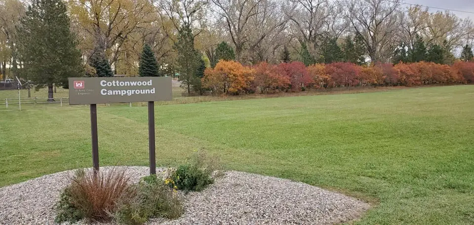 Fall colors at Cottonwood Campground