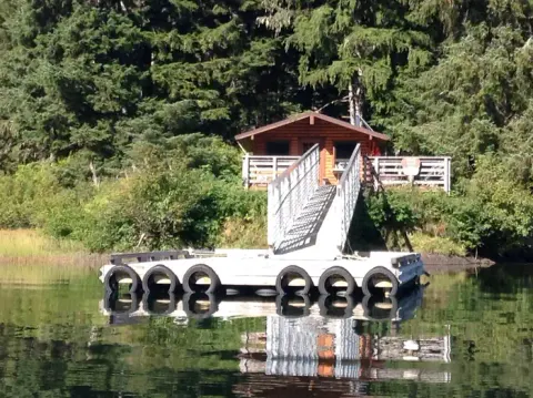 LAKE EVA CABIN12