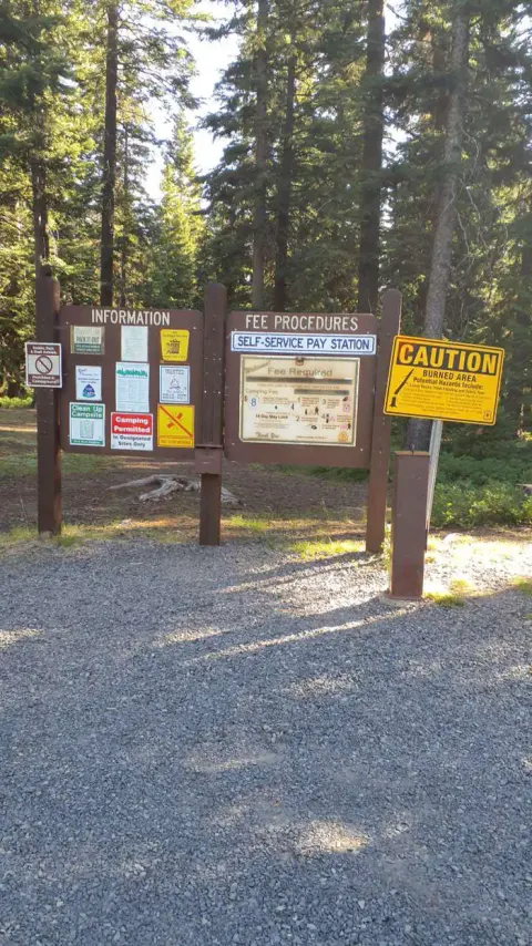 Fee Station