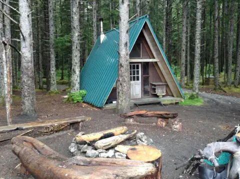 NORTH BEACH CABIN4