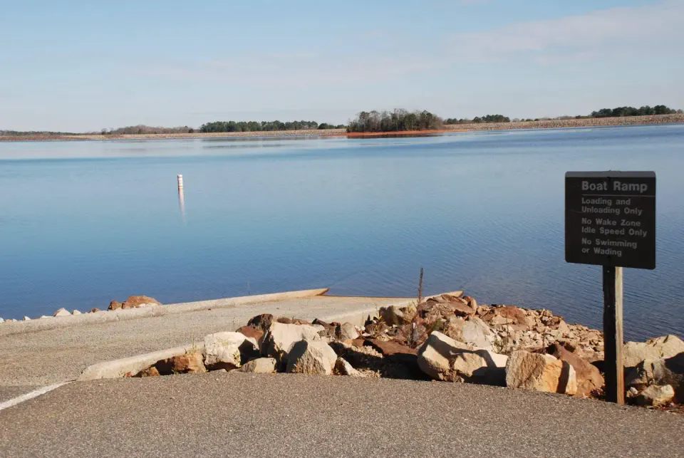 Hartwell Lake recreation area
