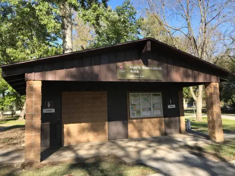 Lake Red Rock recreation area