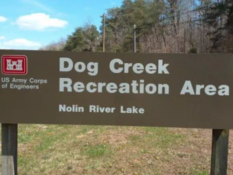 Dog Creek Sign